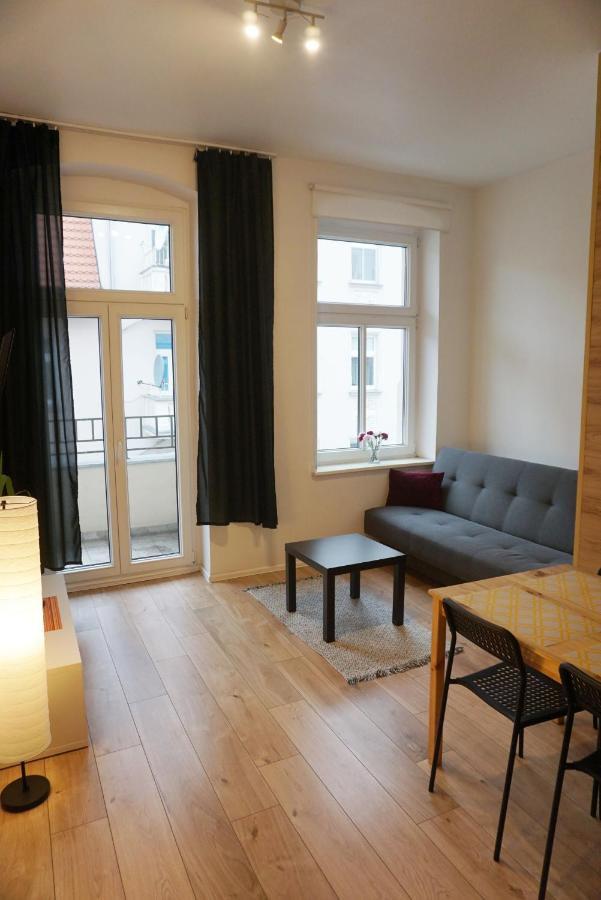 Cosy Balcony Apartment กรูจอนตส์ ภายนอก รูปภาพ