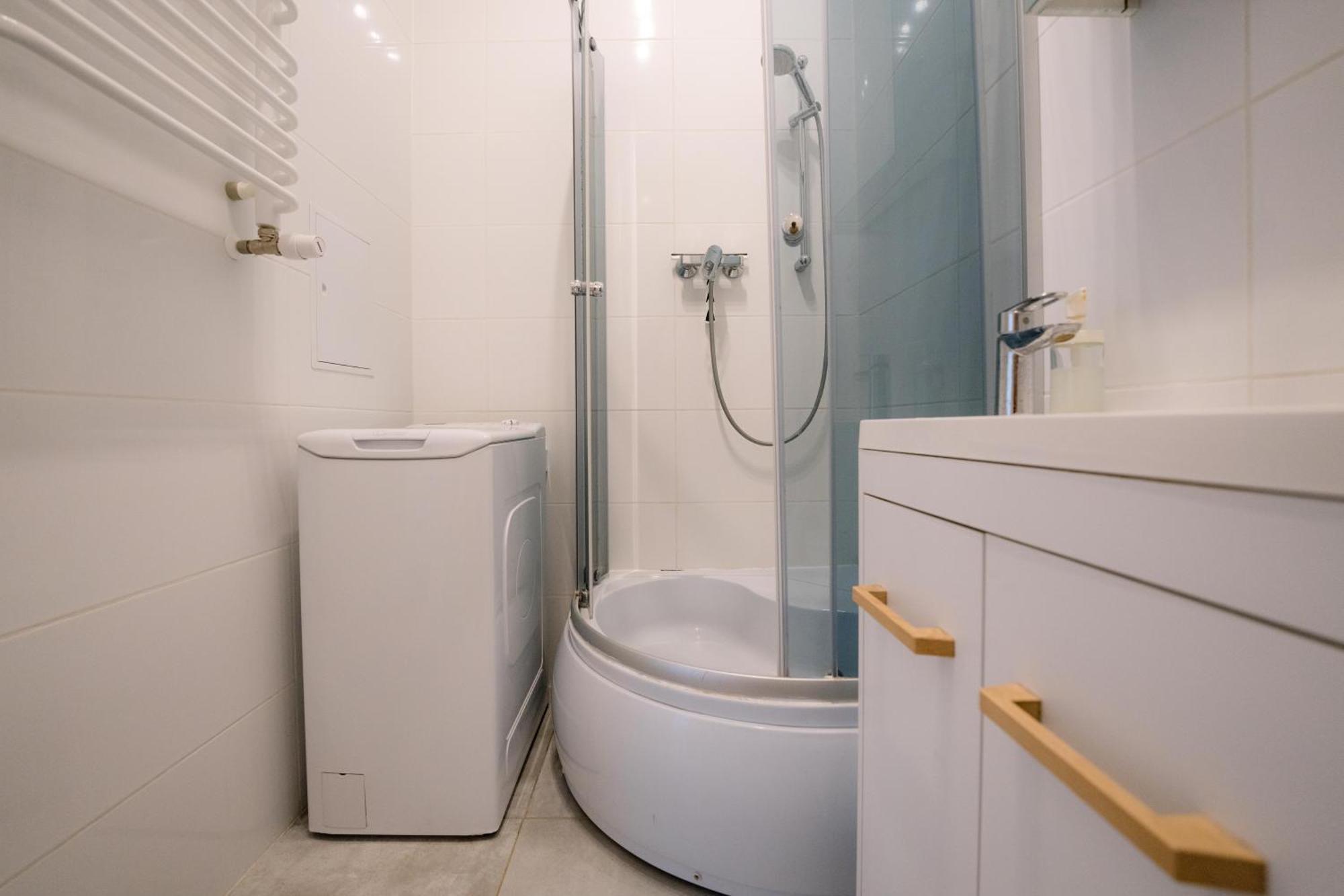 Cosy Balcony Apartment กรูจอนตส์ ภายนอก รูปภาพ