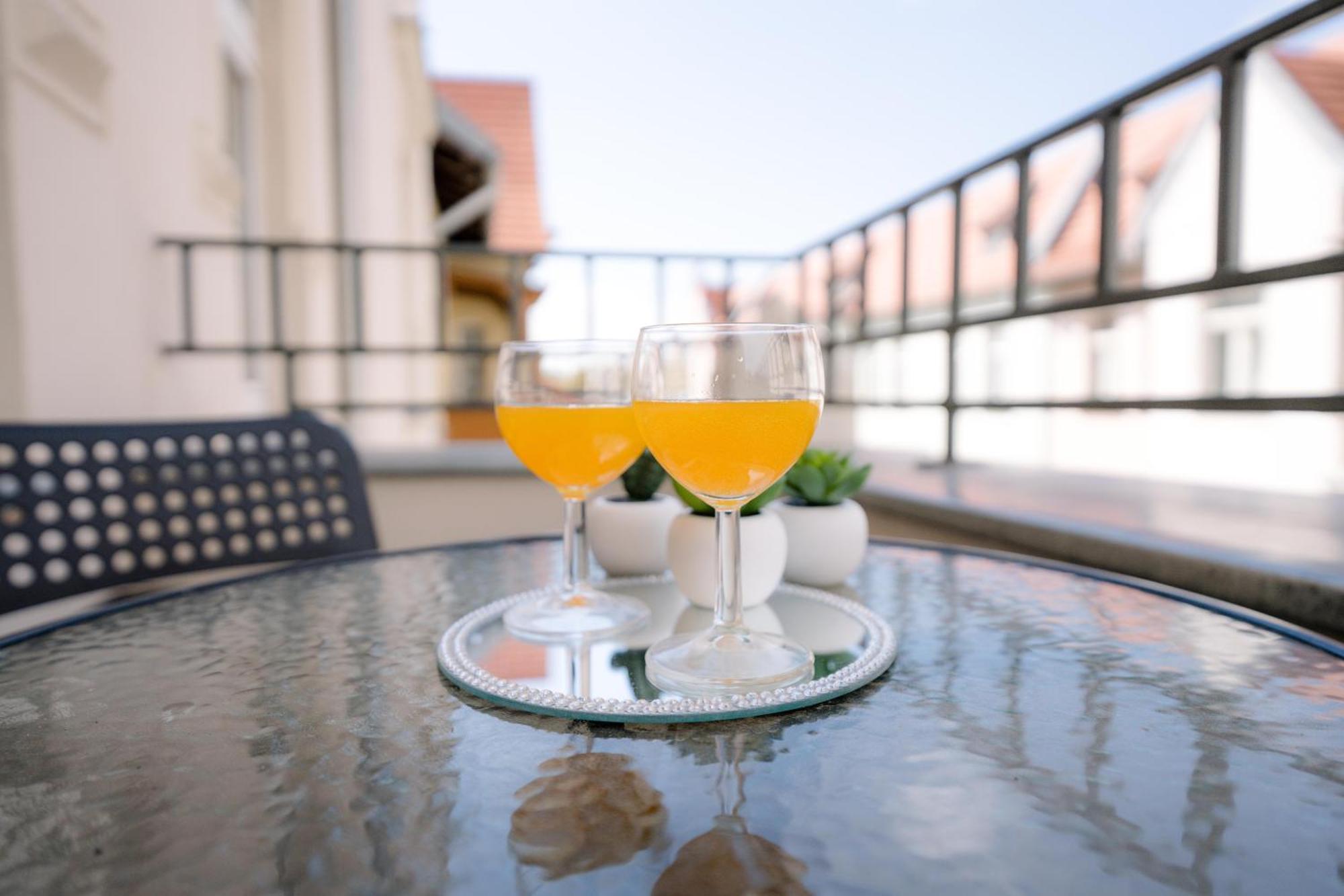 Cosy Balcony Apartment กรูจอนตส์ ภายนอก รูปภาพ